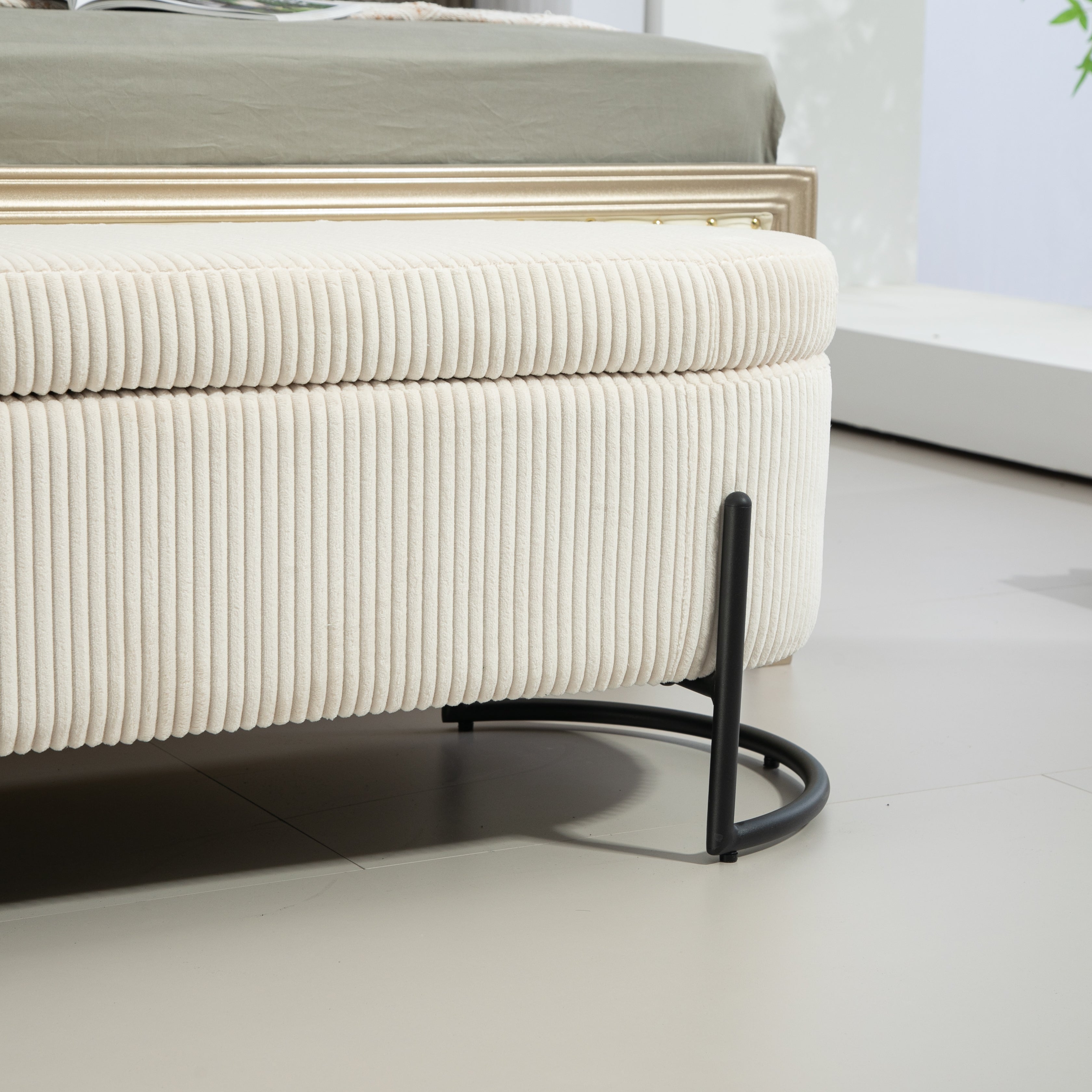 Chaise ottomane de rangement COOLMOR avec charnière de sécurité et coussin en tissu doux (beige)