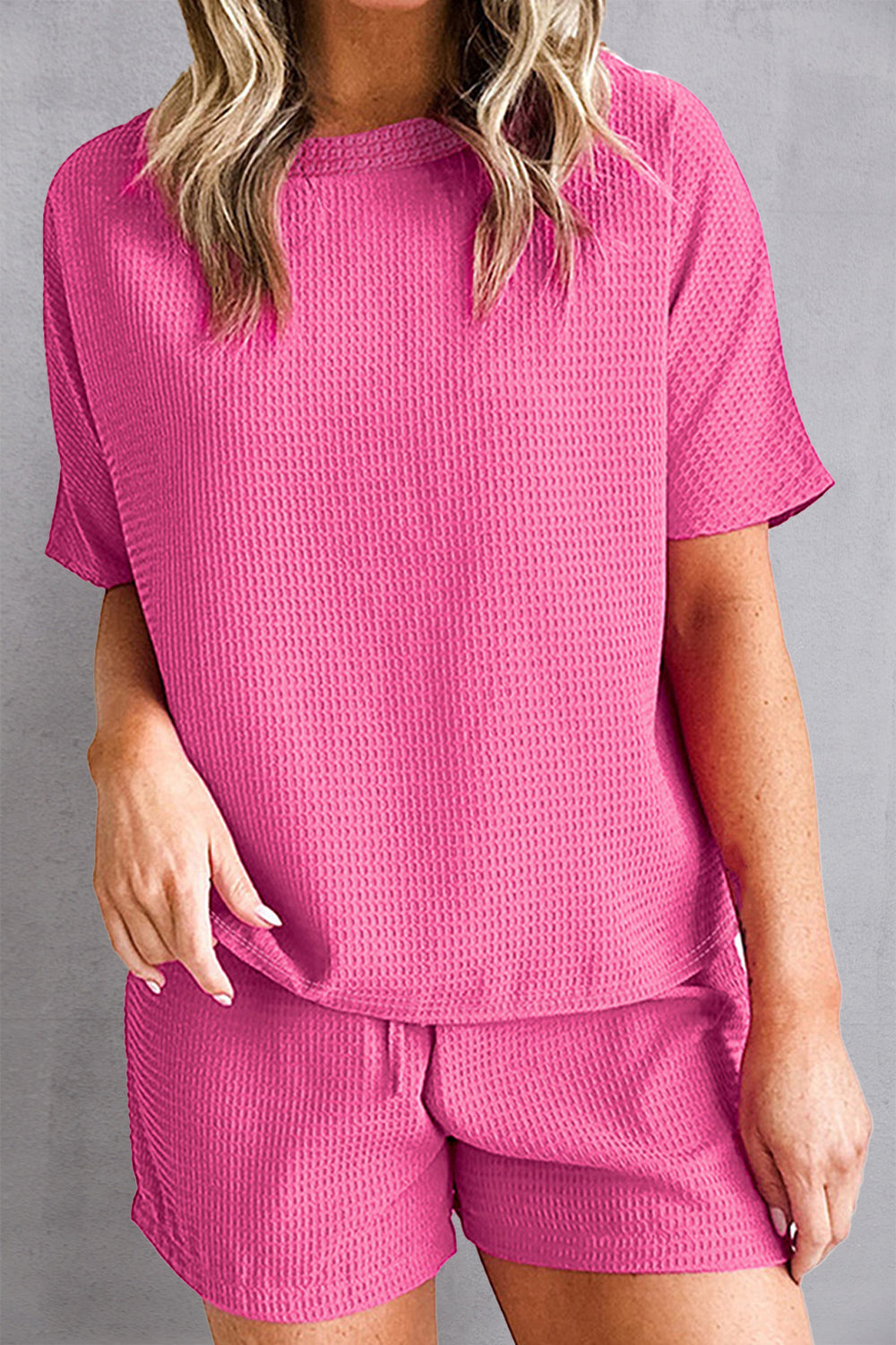 Ensemble haut et short à col rond en tricot gaufré