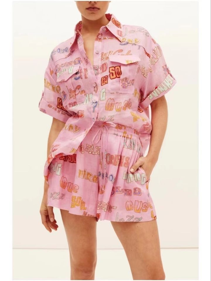 Vacation style lapel short sleeved casual printed shirt+elastic waist lace up shorts fashionable set for women