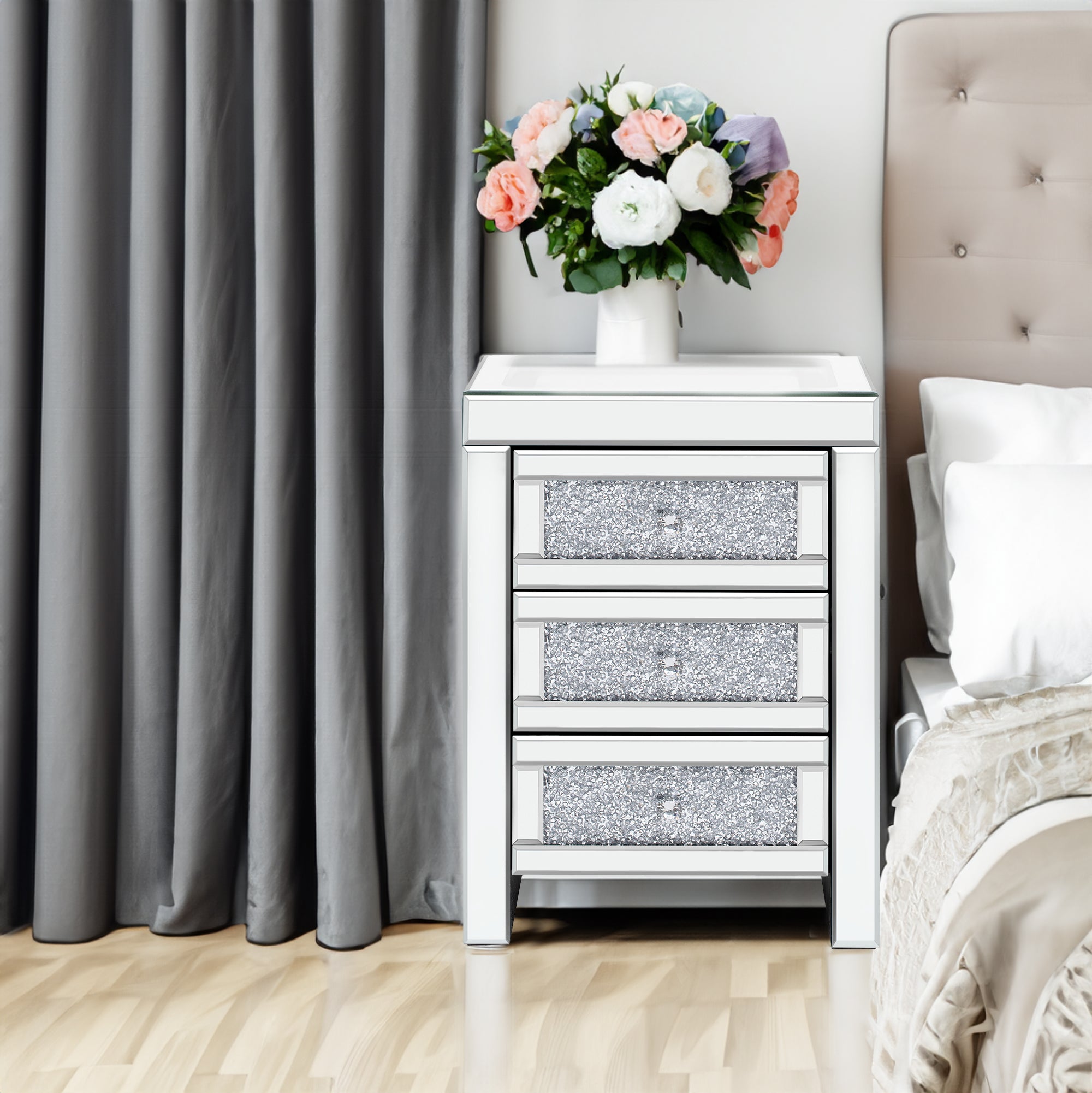 Table basse rectangulaire argentée miroir U-Can 15,7" W avec fonction de chargement sans fil et USB, lumières LED, poignée de style cristal