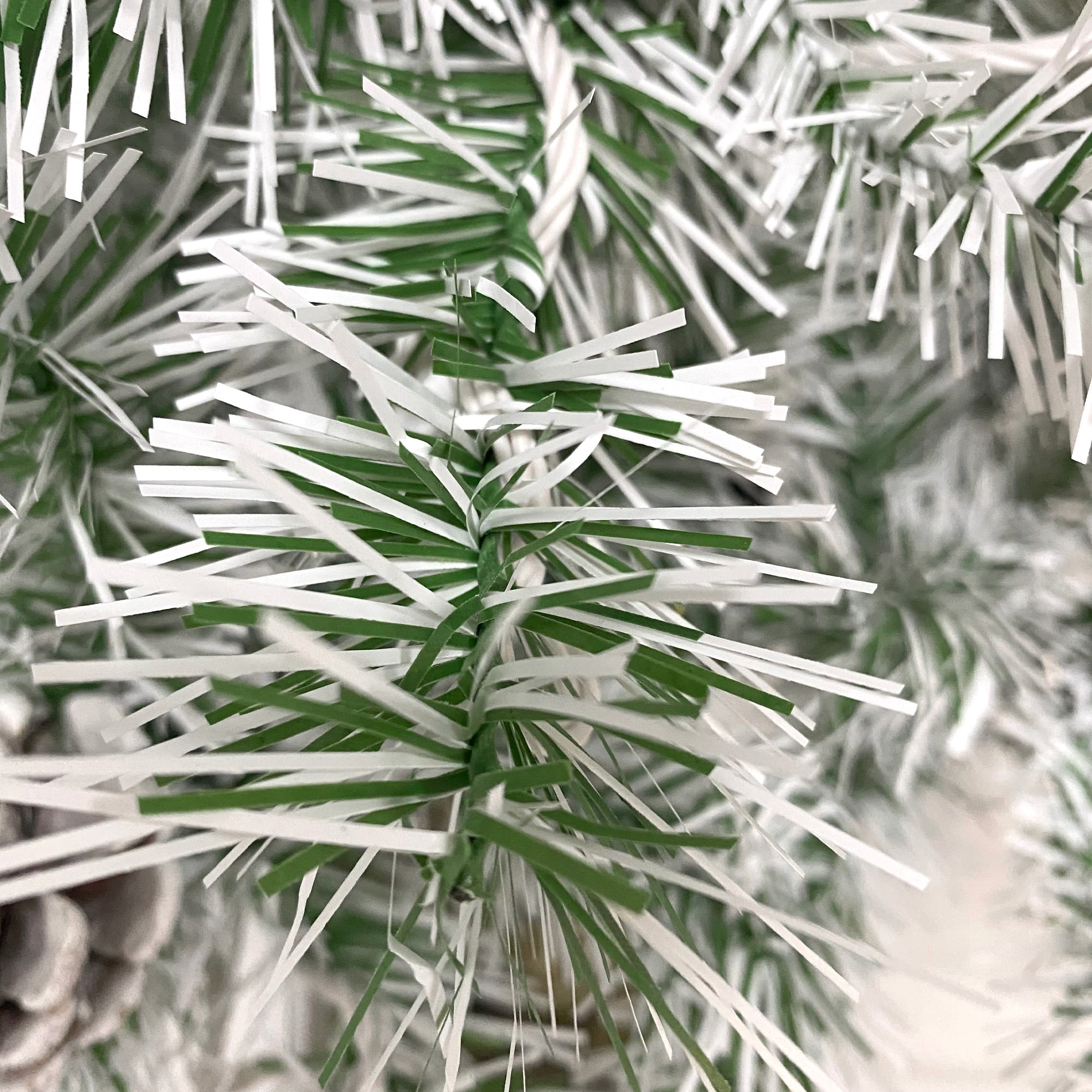 Sapin de Noël artificiel pré-éclairé, ensemble de 4 pièces, guirlande, couronne et ensemble de 2 arbres d'entrée de Noël