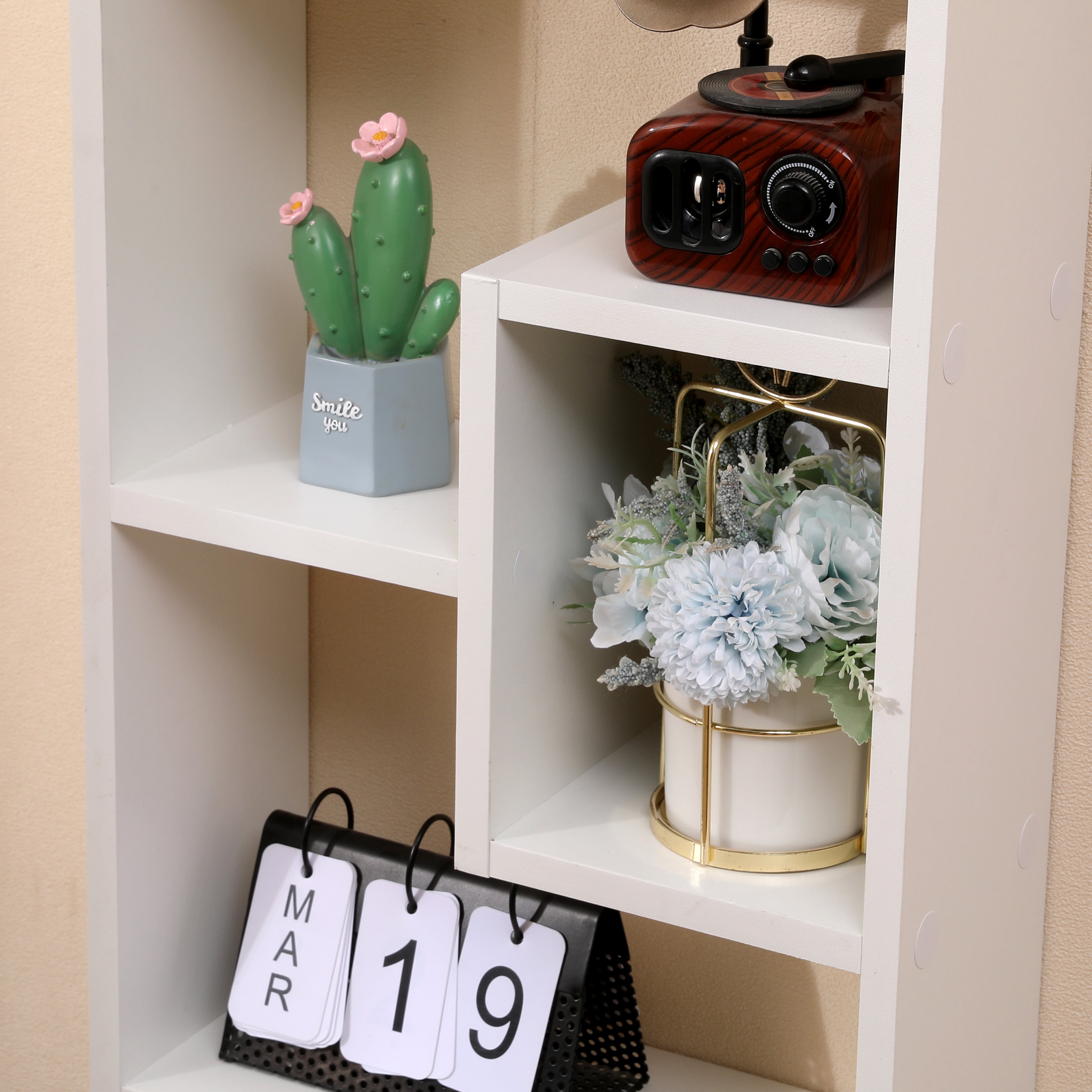Bibliothèque, bibliothèque ouverte en bois autoportante avec 5 cubes, avec 2 crochets en trou de serrure, rangement rectangulaire décoratif pour bureau à domicile
