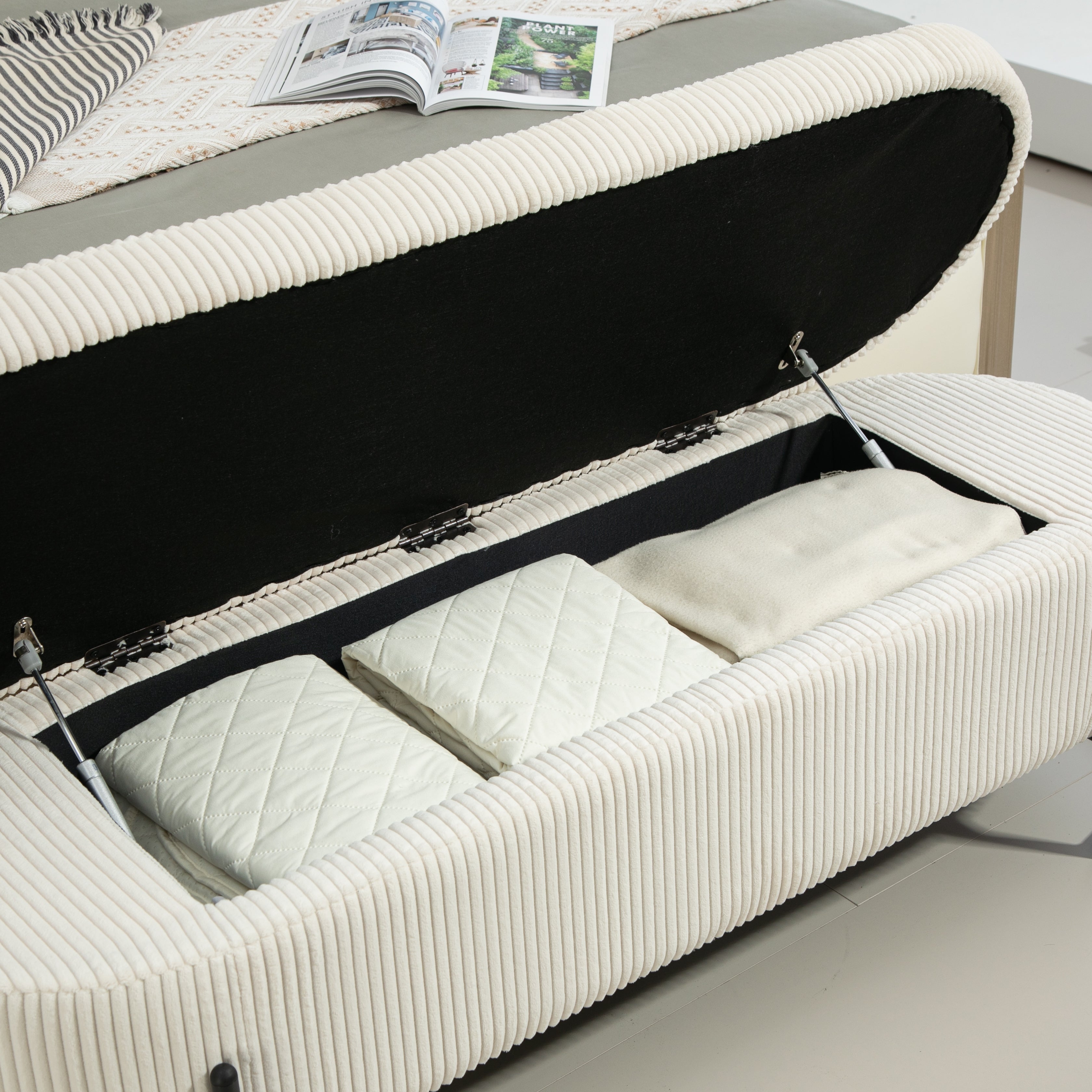 Chaise ottomane de rangement COOLMOR avec charnière de sécurité et coussin en tissu doux (beige)