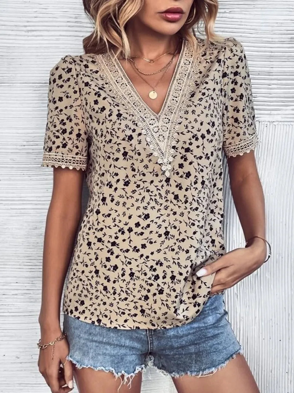 Women's V-neck lace casual solid color shirt