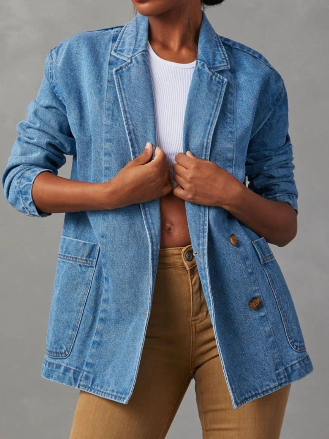Veste en jean à manches longues et col à revers avec poches