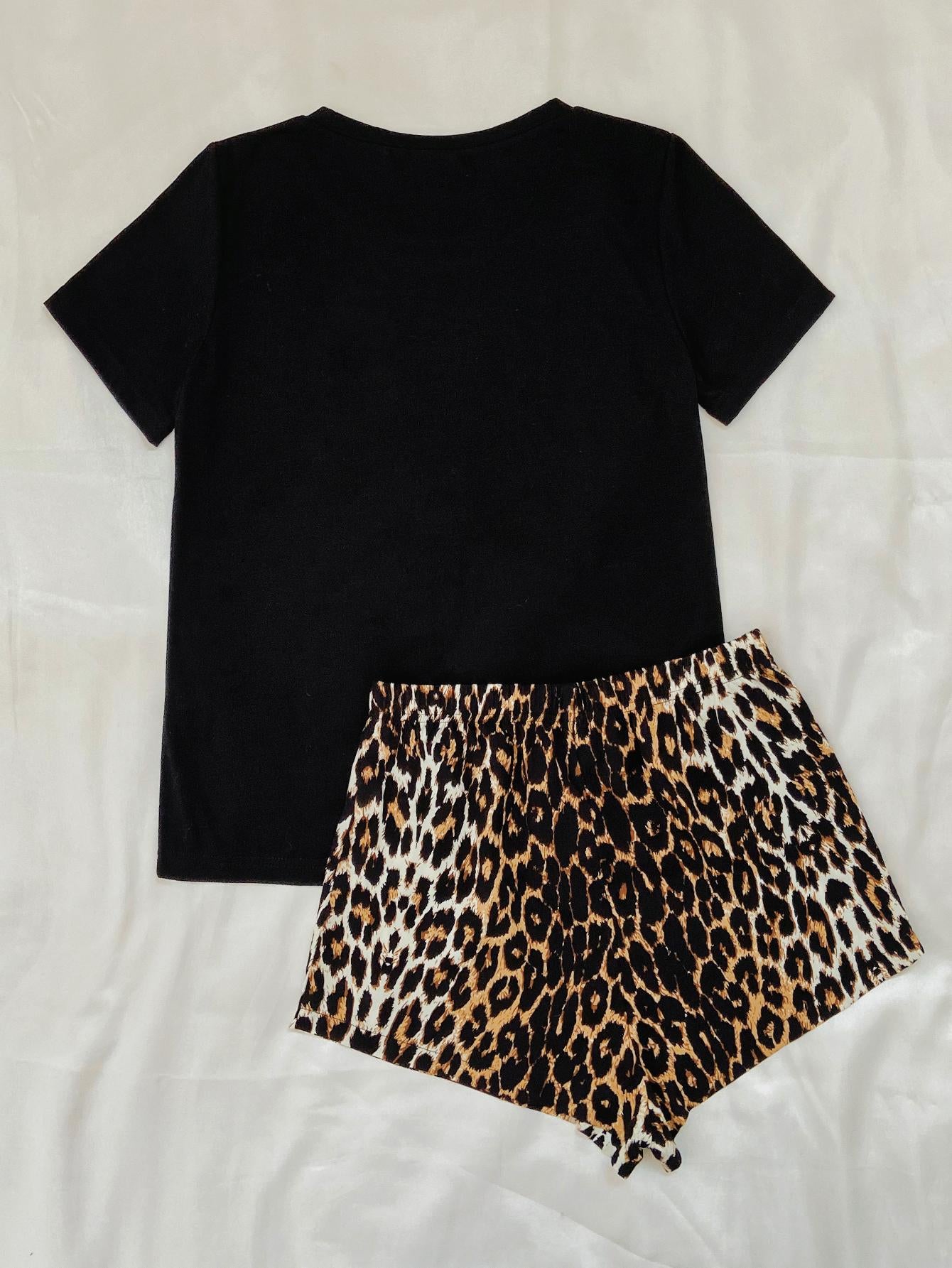 Ensemble haut et short à imprimé léopard