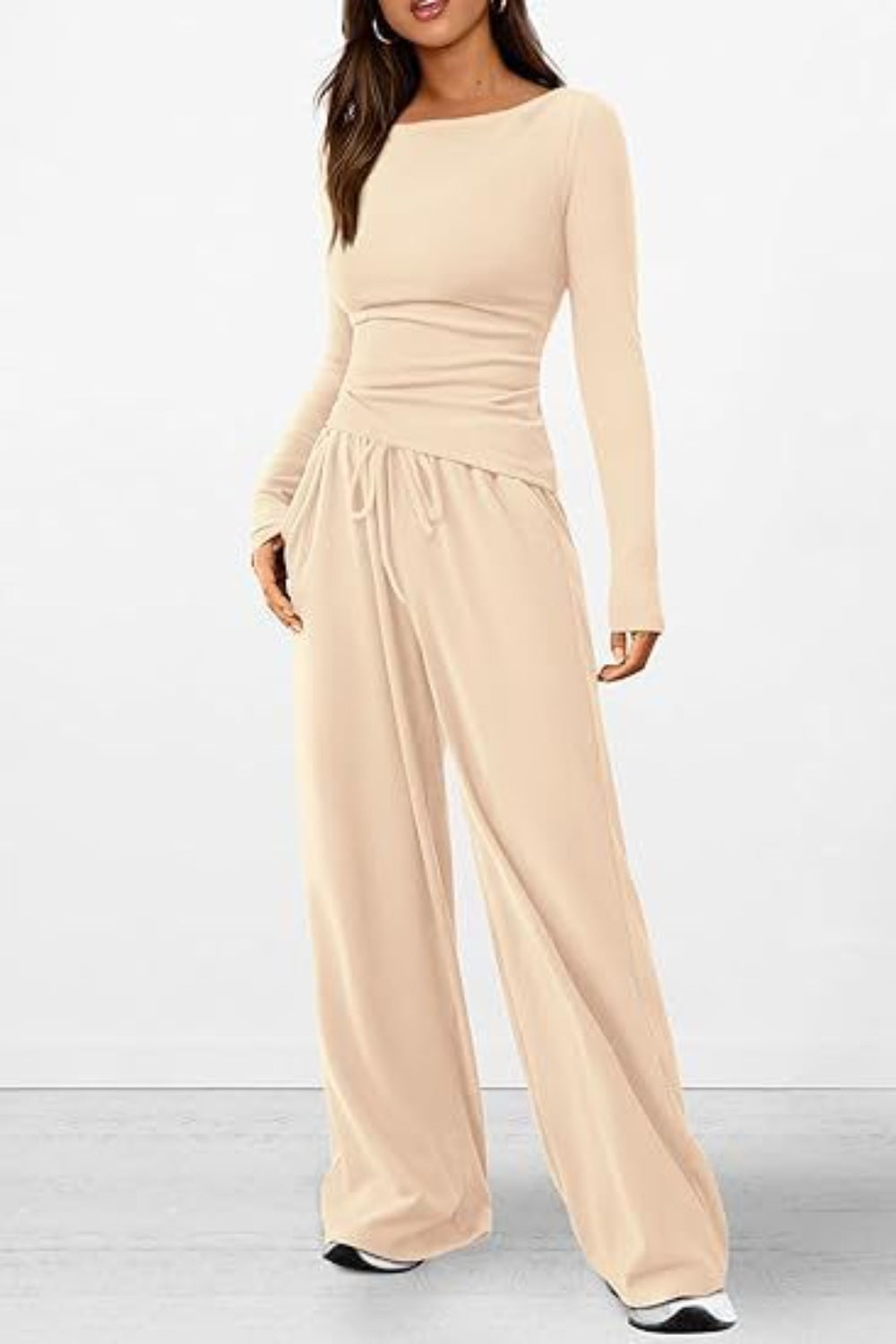 Ensemble haut à manches longues et pantalon à col rond