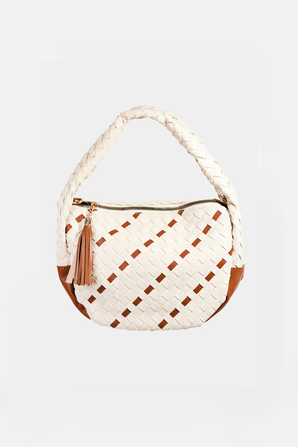 Sac demi-cercle tissé à pompons Fame