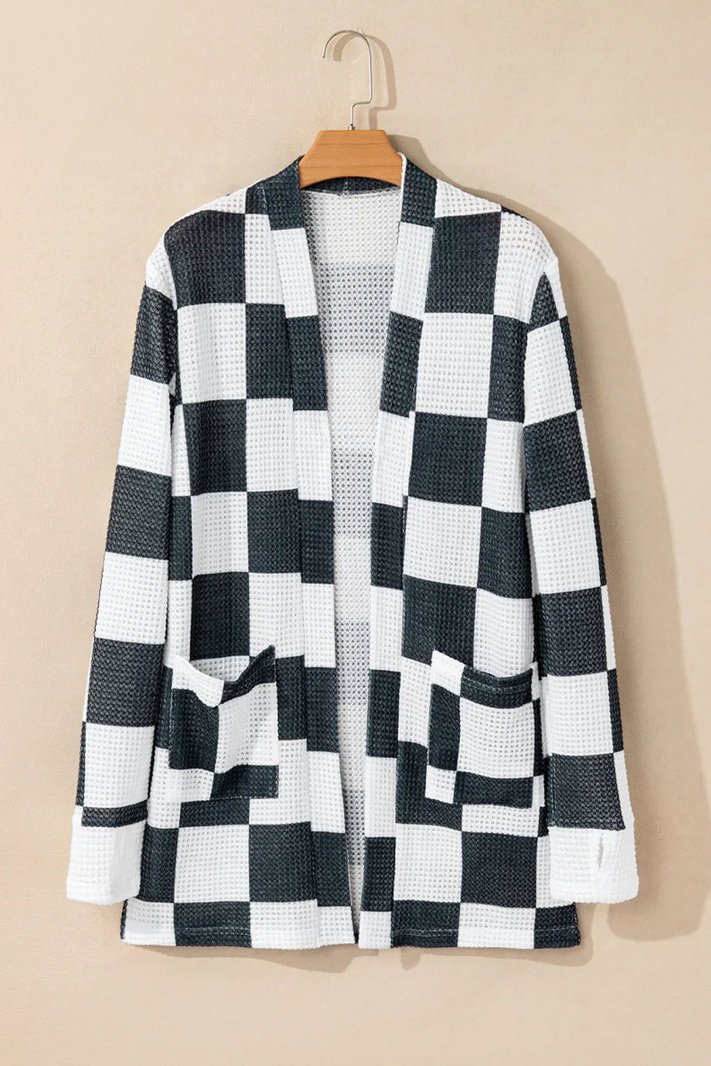 Robe cache-maillot à manches longues et à carreaux ouverte sur le devant