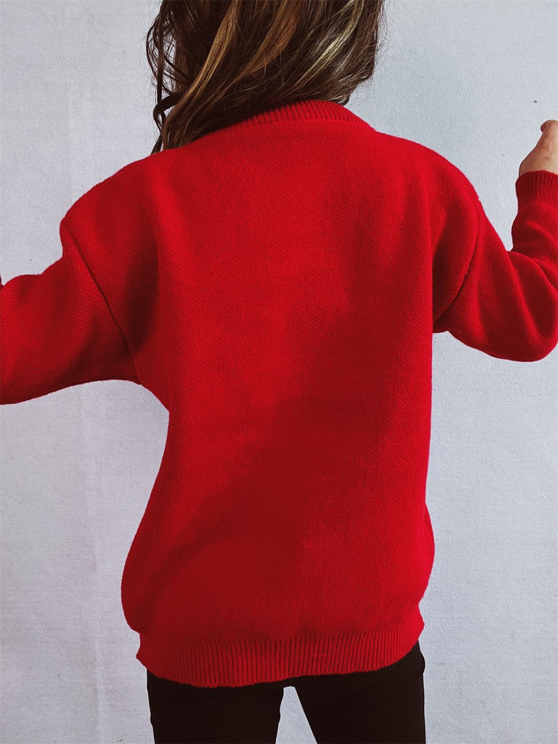 Pull à manches longues et col rond motif sapin de Noël
