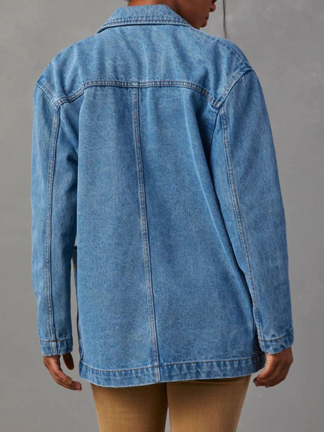 Veste en jean à manches longues et col à revers avec poches