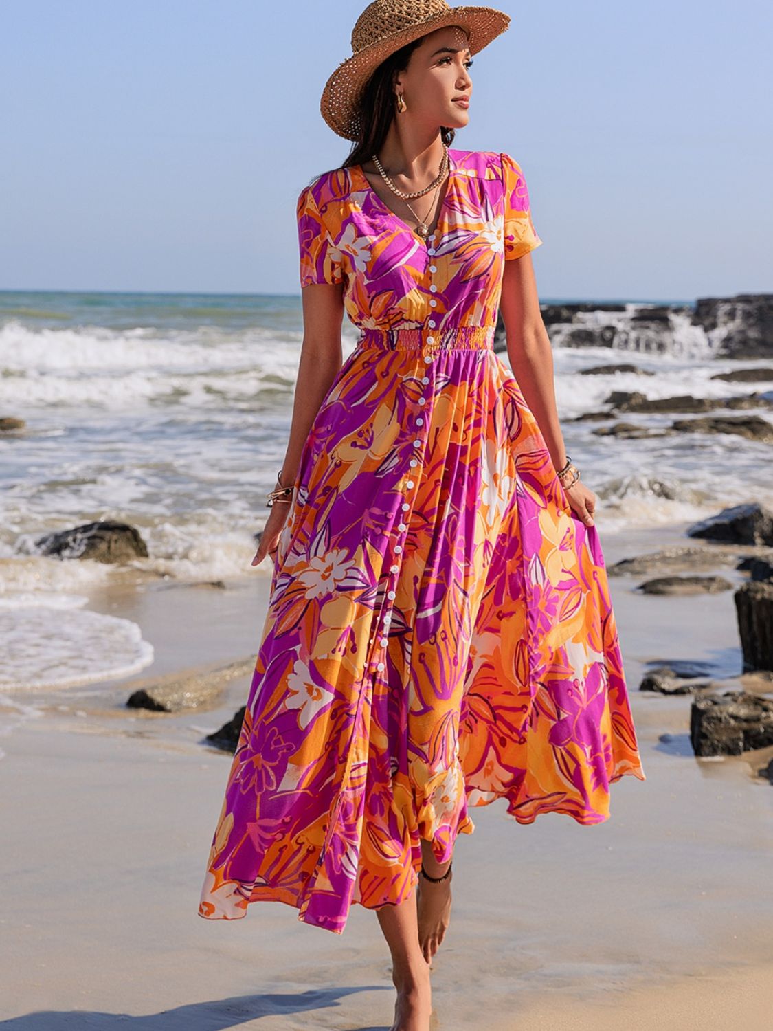 Robe midi imprimée à col en V et manches courtes