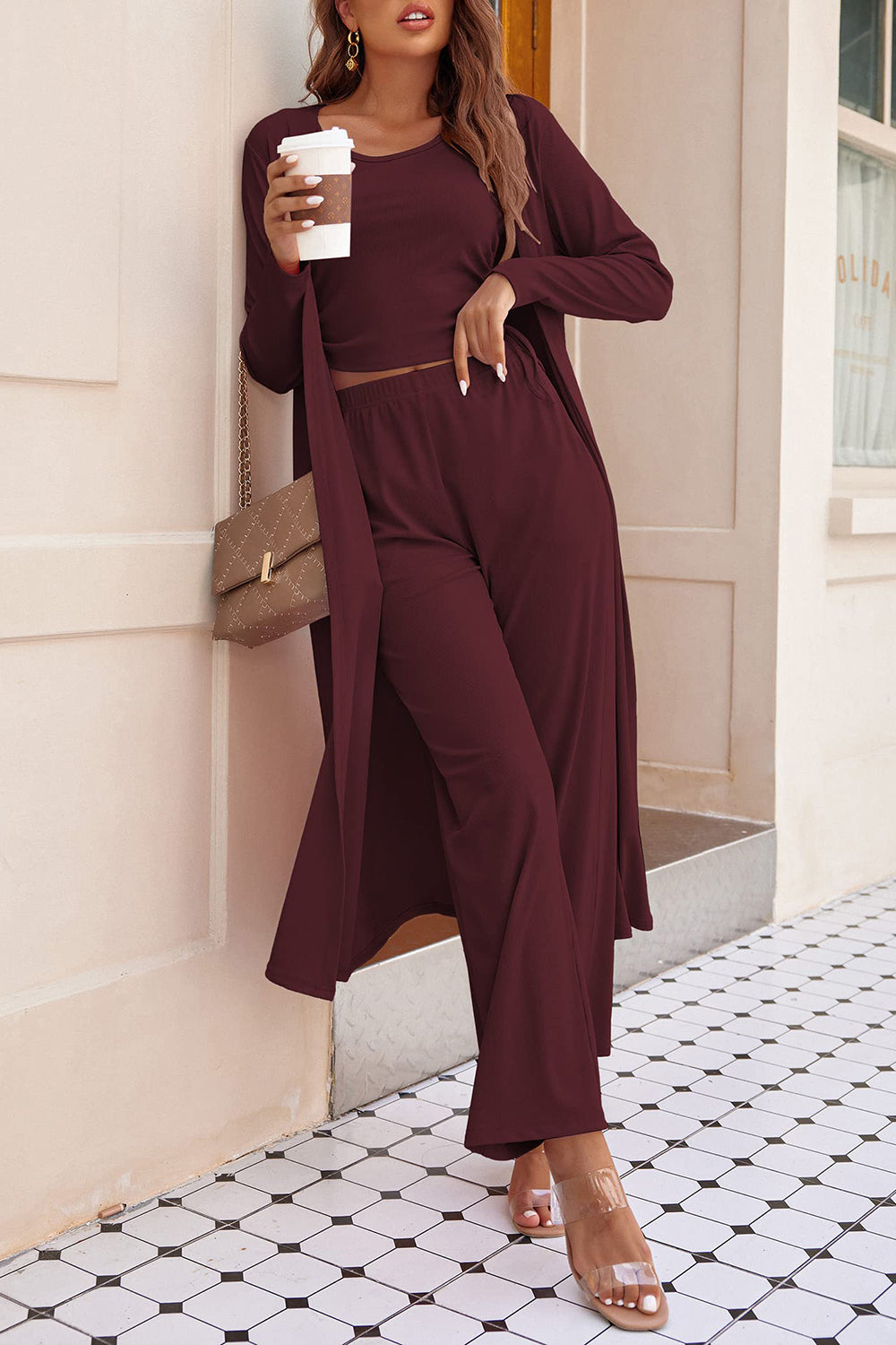 Ensemble débardeur à cordon, cache-maillot à manches longues et pantalon