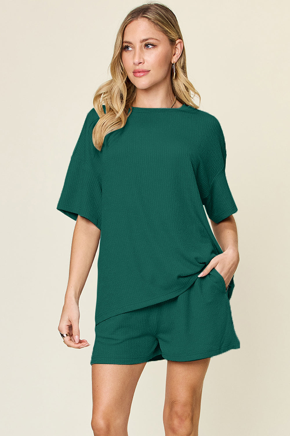 Ensemble t-shirt à manches courtes et short à col rond Double Take