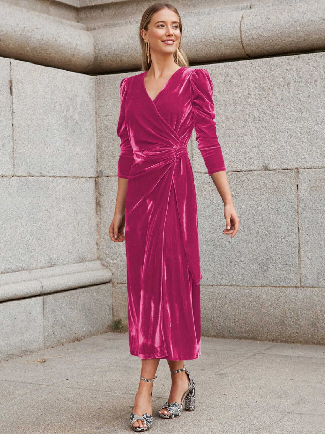 Robe mi-longue à manches bouffantes et surplis
