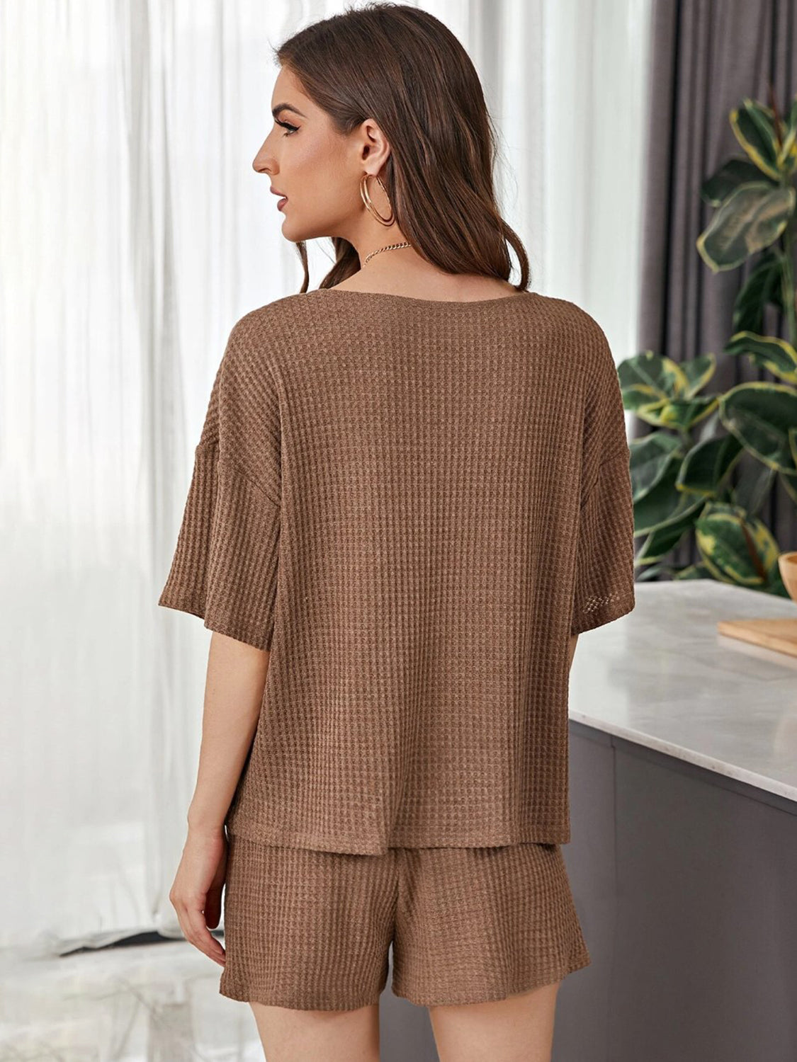 Ensemble haut et short en tricot gaufré à épaules tombantes, taille réelle