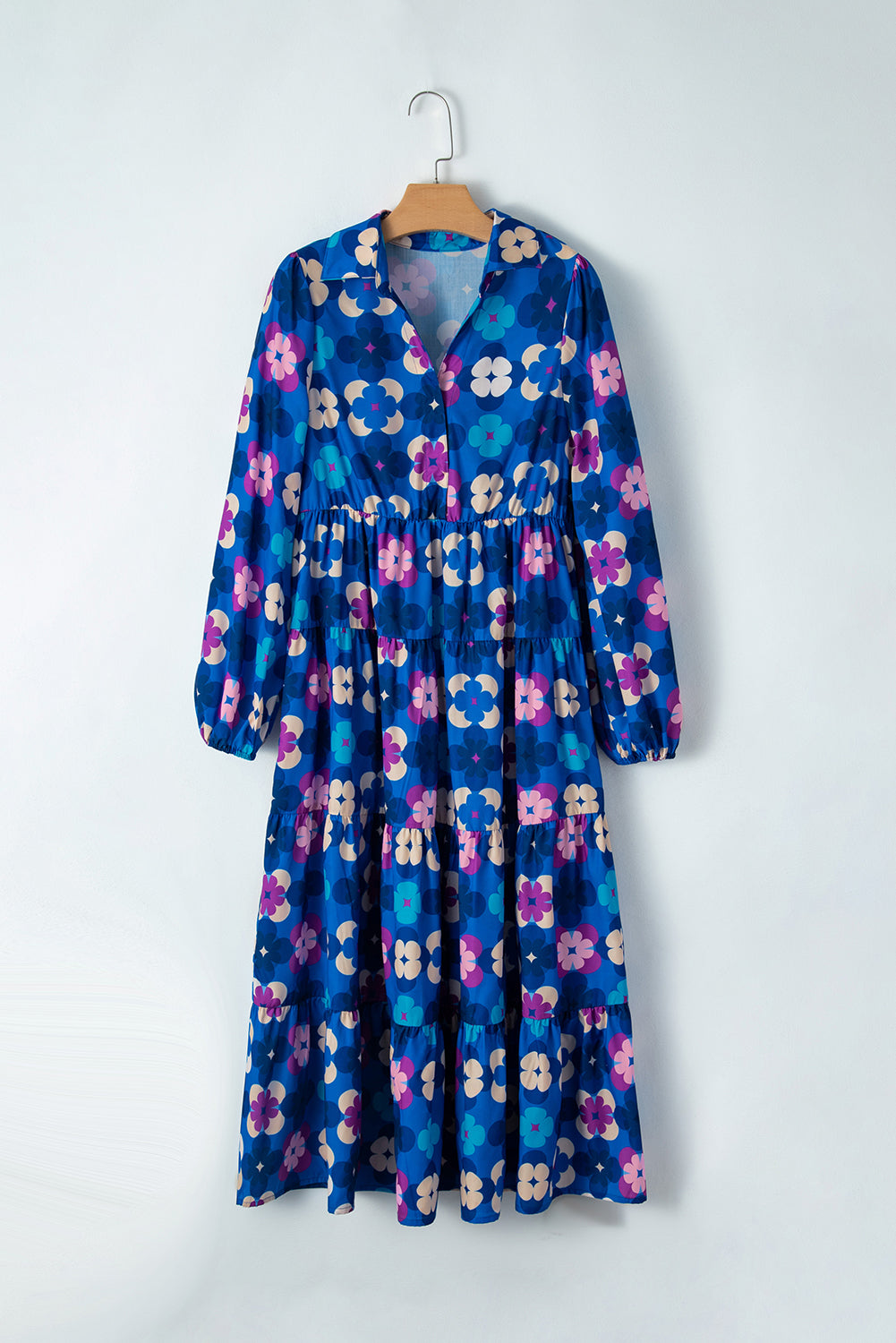 Robe midi imprimée à col et manches longues