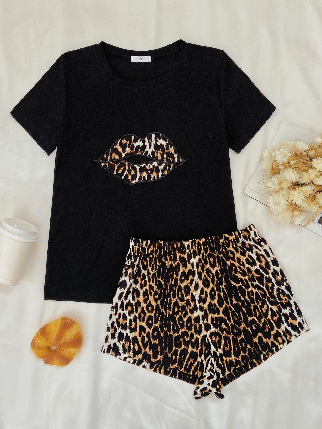 Ensemble haut et short à imprimé léopard