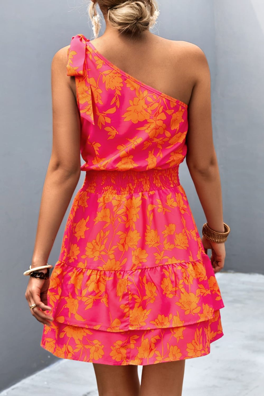 Robe imprimée à smocks et à épaule unique