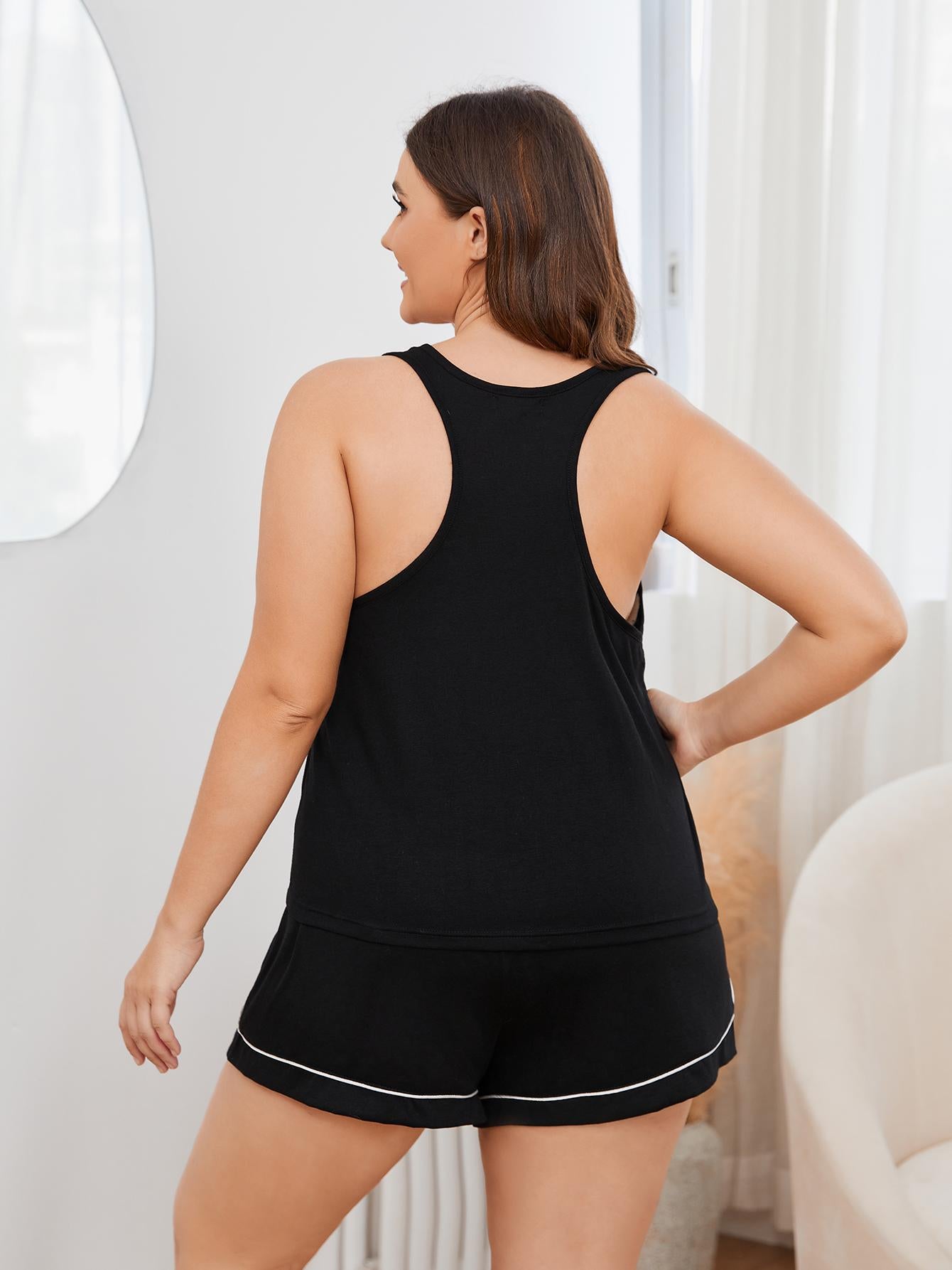 Ensemble de détente grande taille avec débardeur et short à dos nageur et passepoils contrastés