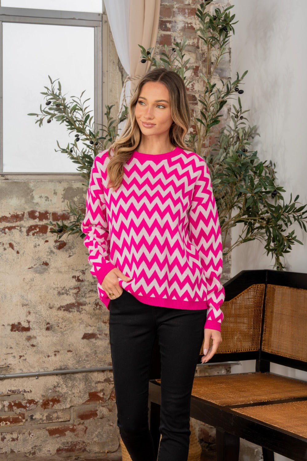 Pull à manches longues contrastées et rayures ondulées Sew In Love