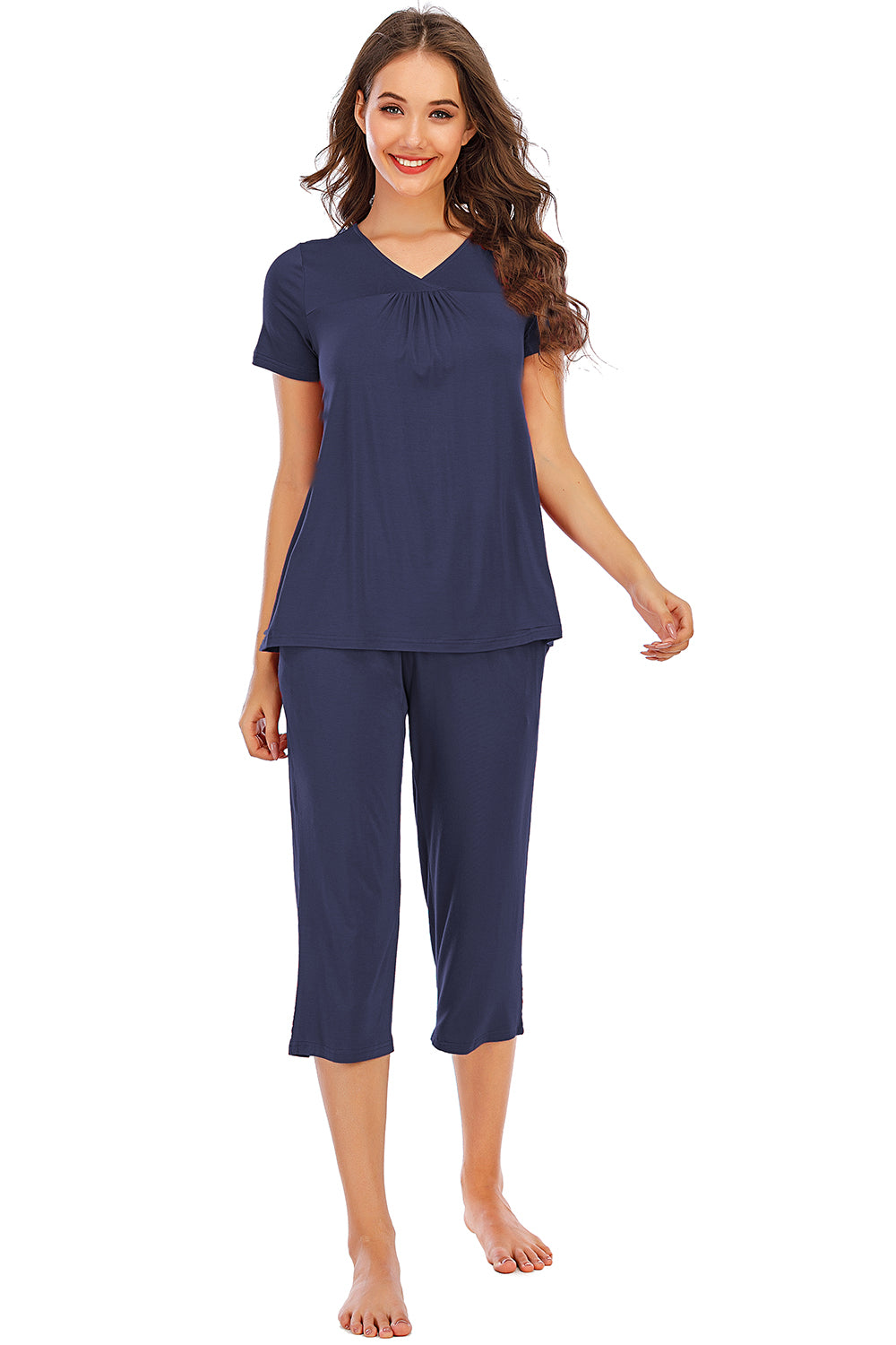 Ensemble de détente haut à manches courtes et pantalon à col en V