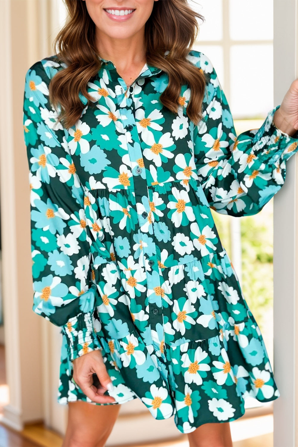 Mini-robe imprimée à col et manches lanternes