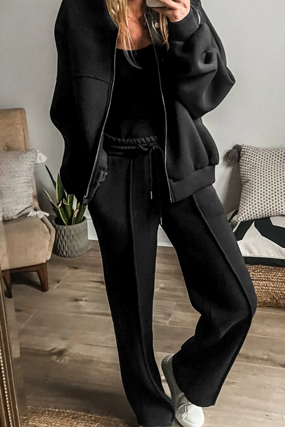 Ensemble haut à manches longues et pantalon zippé