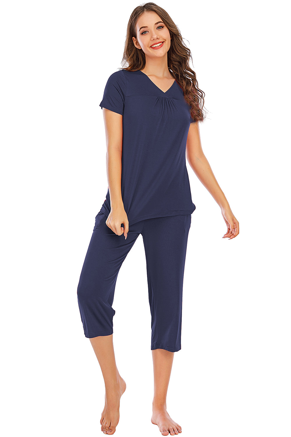 Ensemble de détente haut à manches courtes et pantalon à col en V