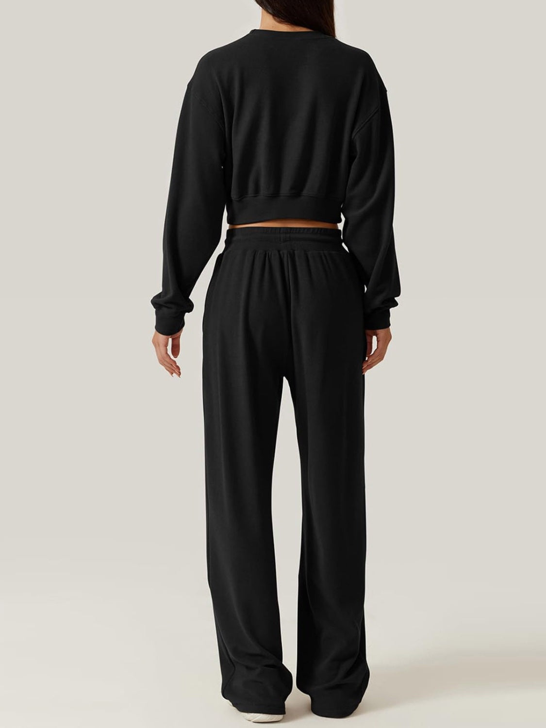 Ensemble haut à col rond croisé et pantalon à cordon de serrage
