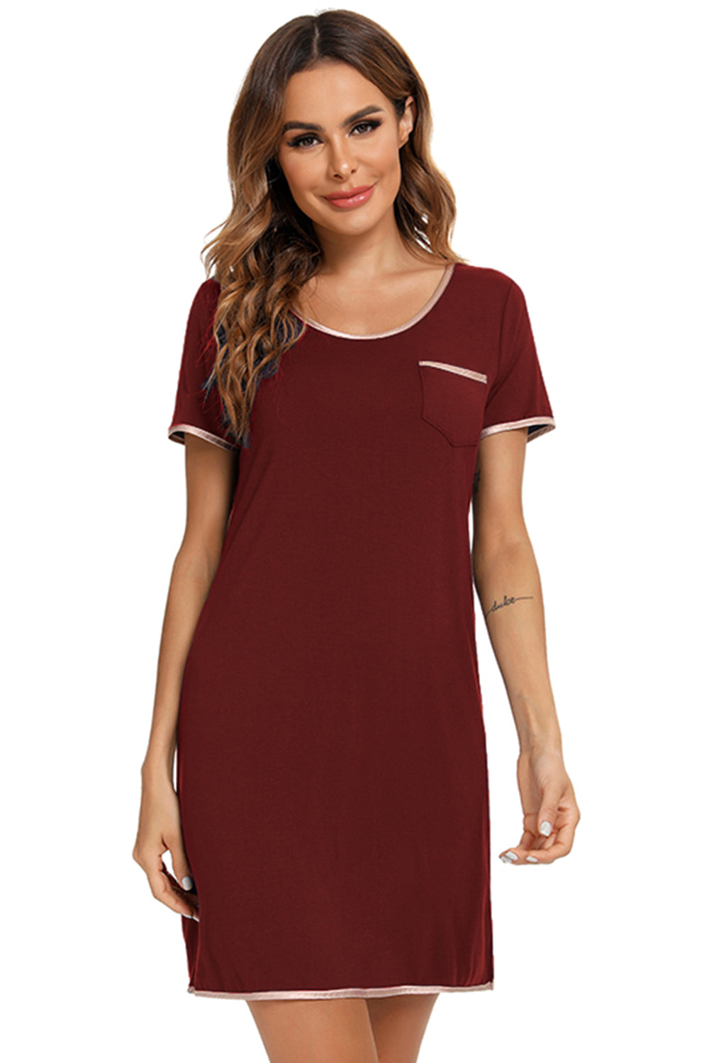 Robe longue à col rond et poches contrastées