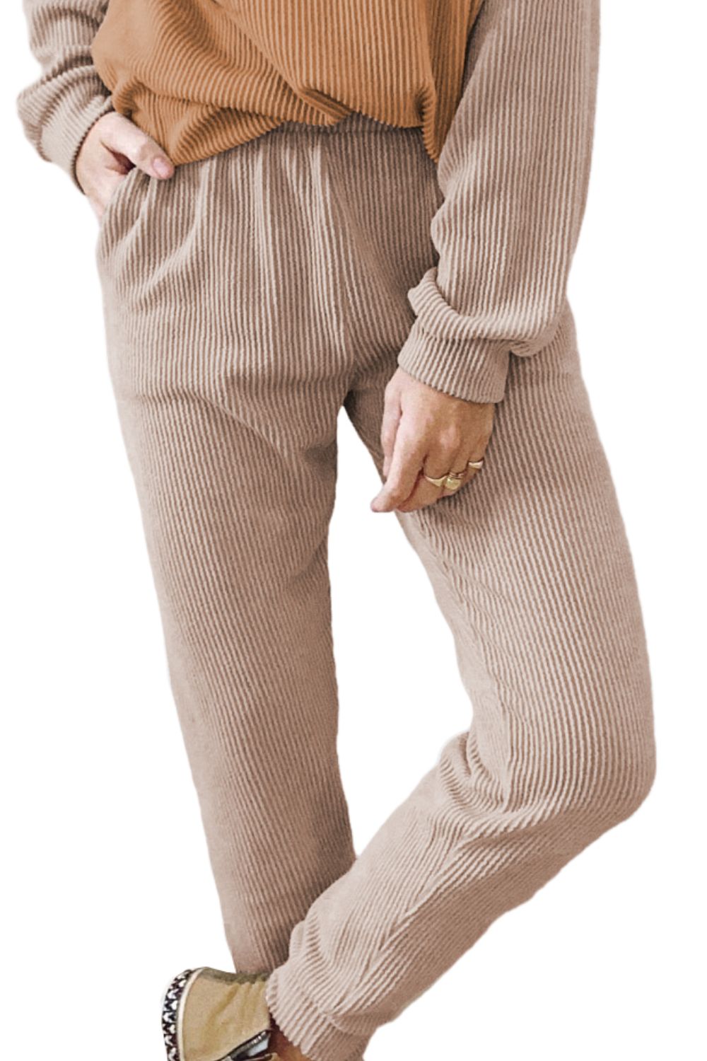 Ensemble haut et pantalon à épaules tombantes et blocs de couleurs