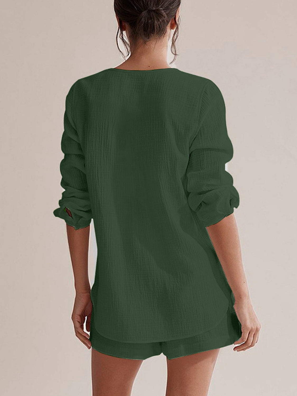 Ensemble haut à manches longues et short crantés