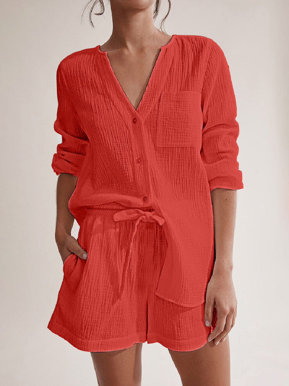 Ensemble haut à manches longues et short crantés