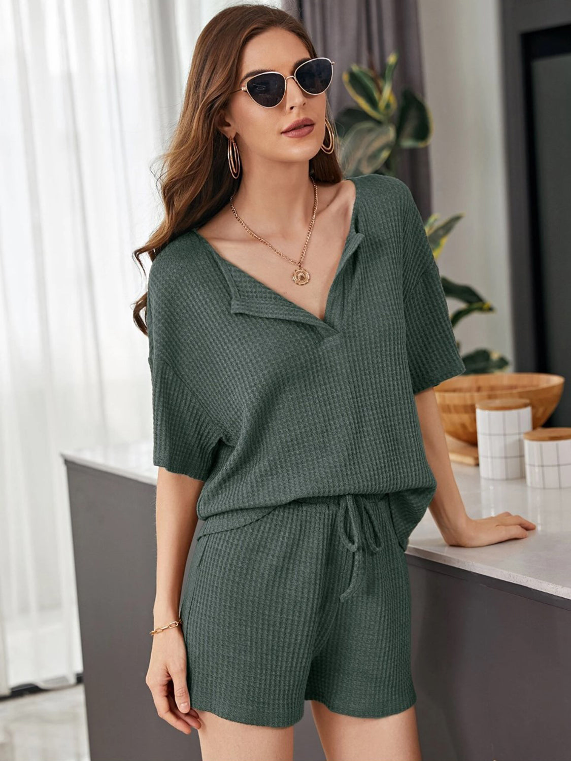 Ensemble haut et short en tricot gaufré à épaules tombantes, taille réelle