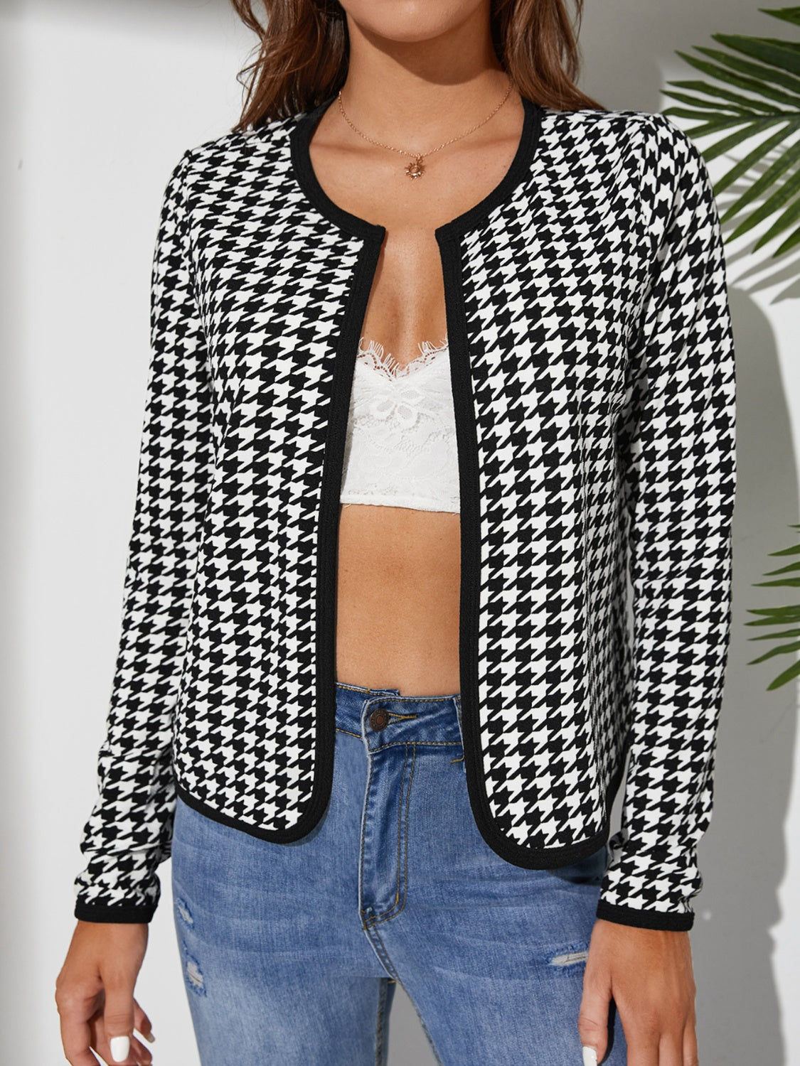 Veste à manches longues ouverte sur le devant à motif pied-de-poule