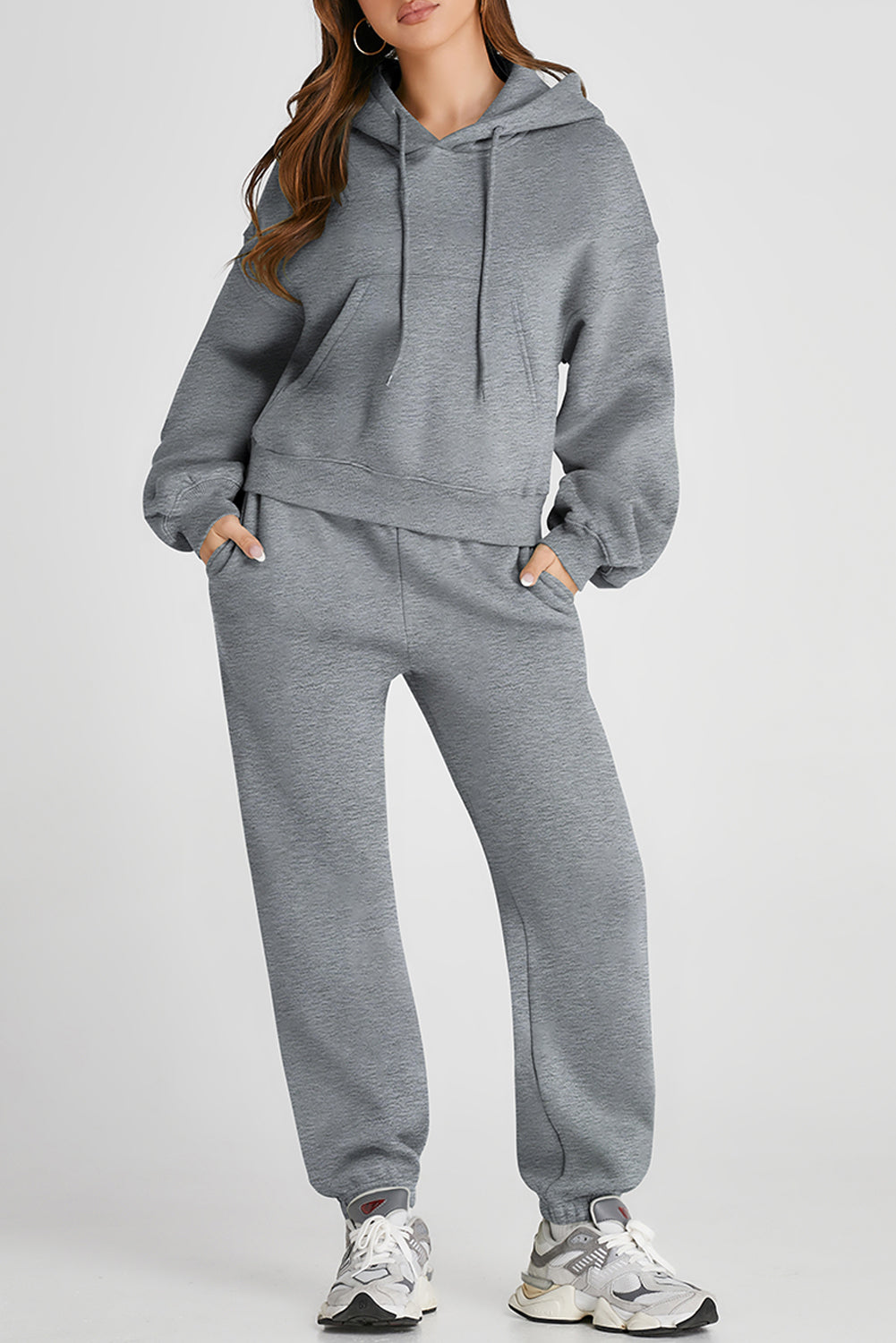 Ensemble actif haut à capuche et pantalon à épaules tombantes