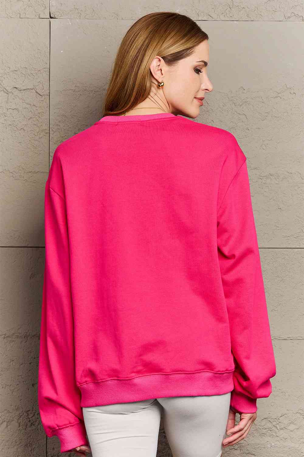 Sweat-shirt graphique Simply Love Full Size FREEZIN' SEASON