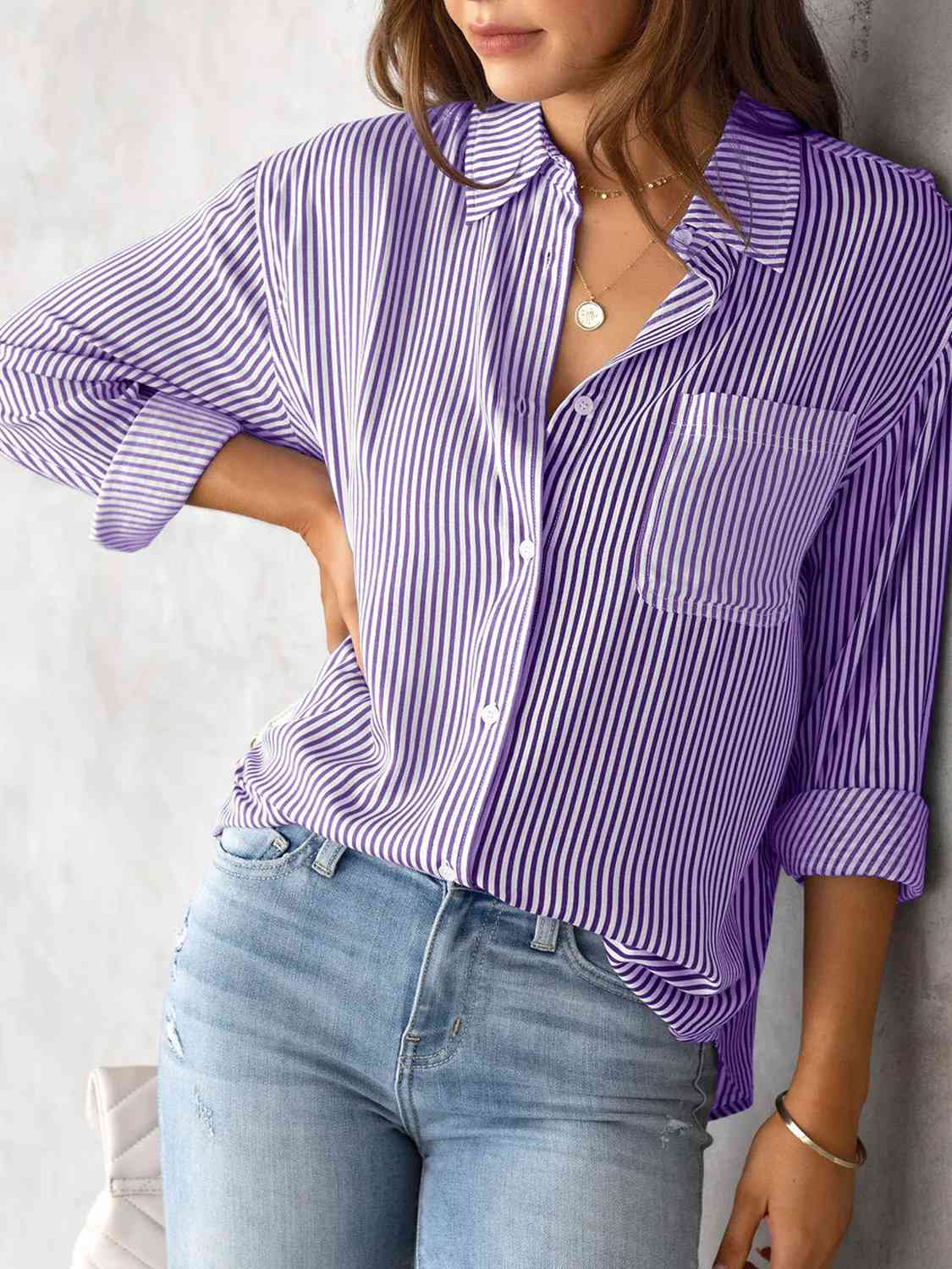 Chemise à col rayé avec poche