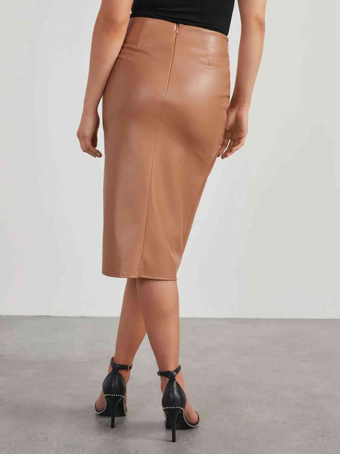 Jupe taille haute à détails torsadés