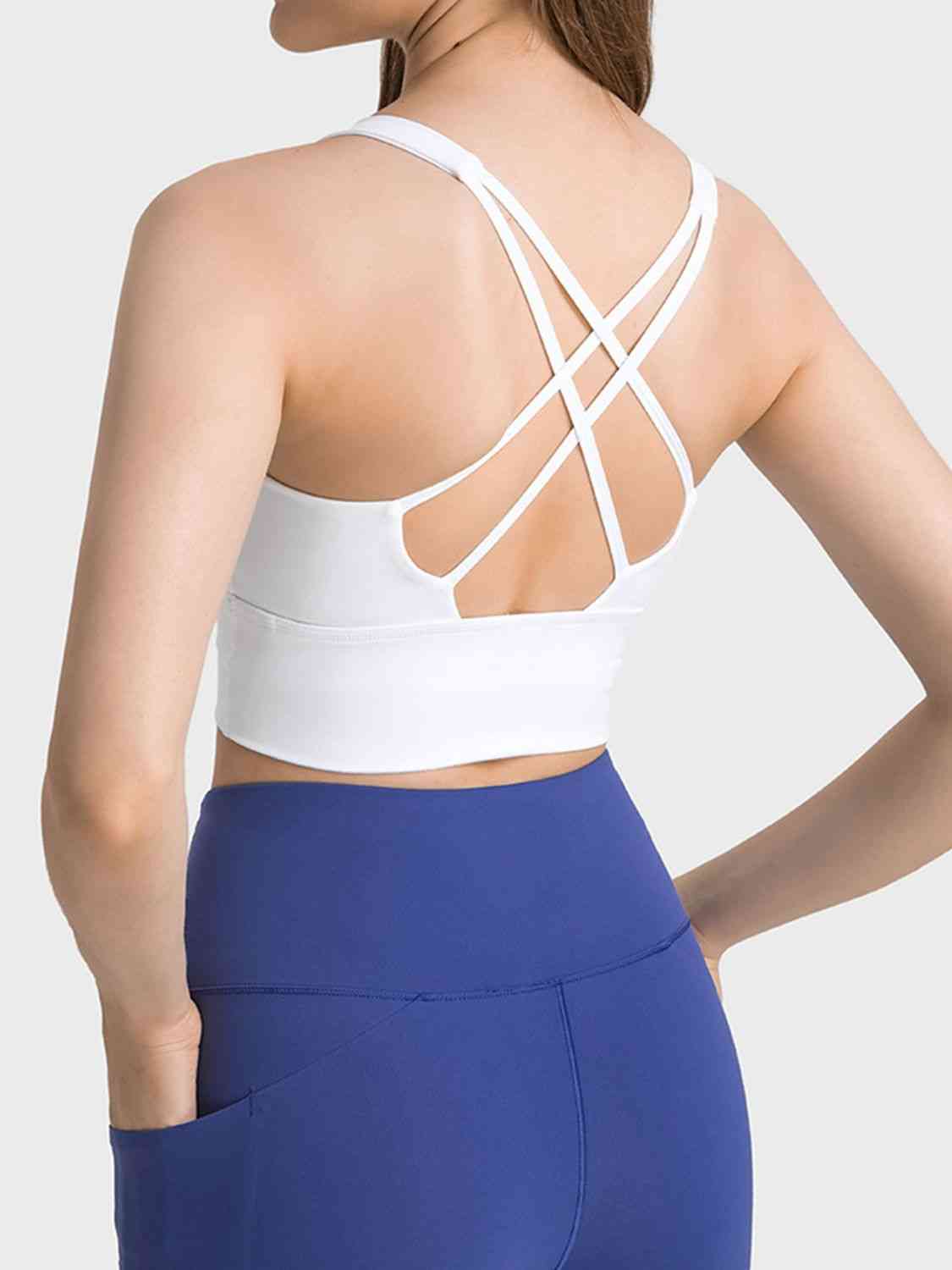 Soutien-gorge de sport à bretelles croisées et col rond