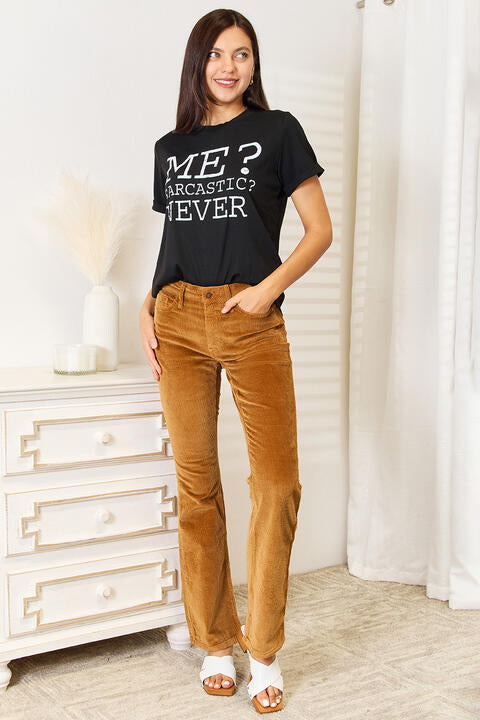 T-shirt col rond graphique Simply Love Letter