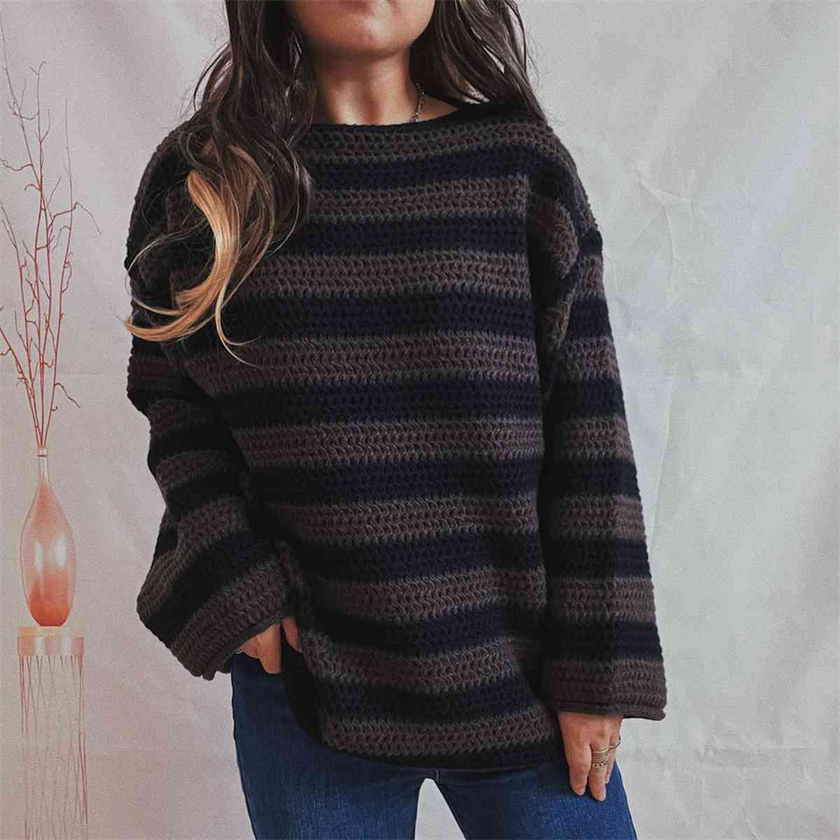 Pull rayé à col rond et manches longues