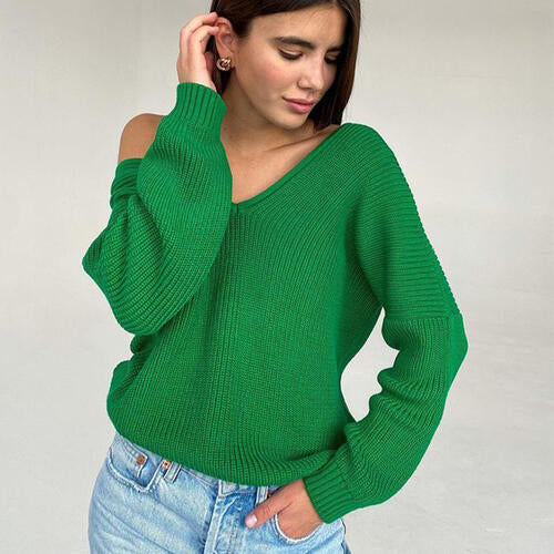 Pull à manches longues et col en V avec épaules tombantes