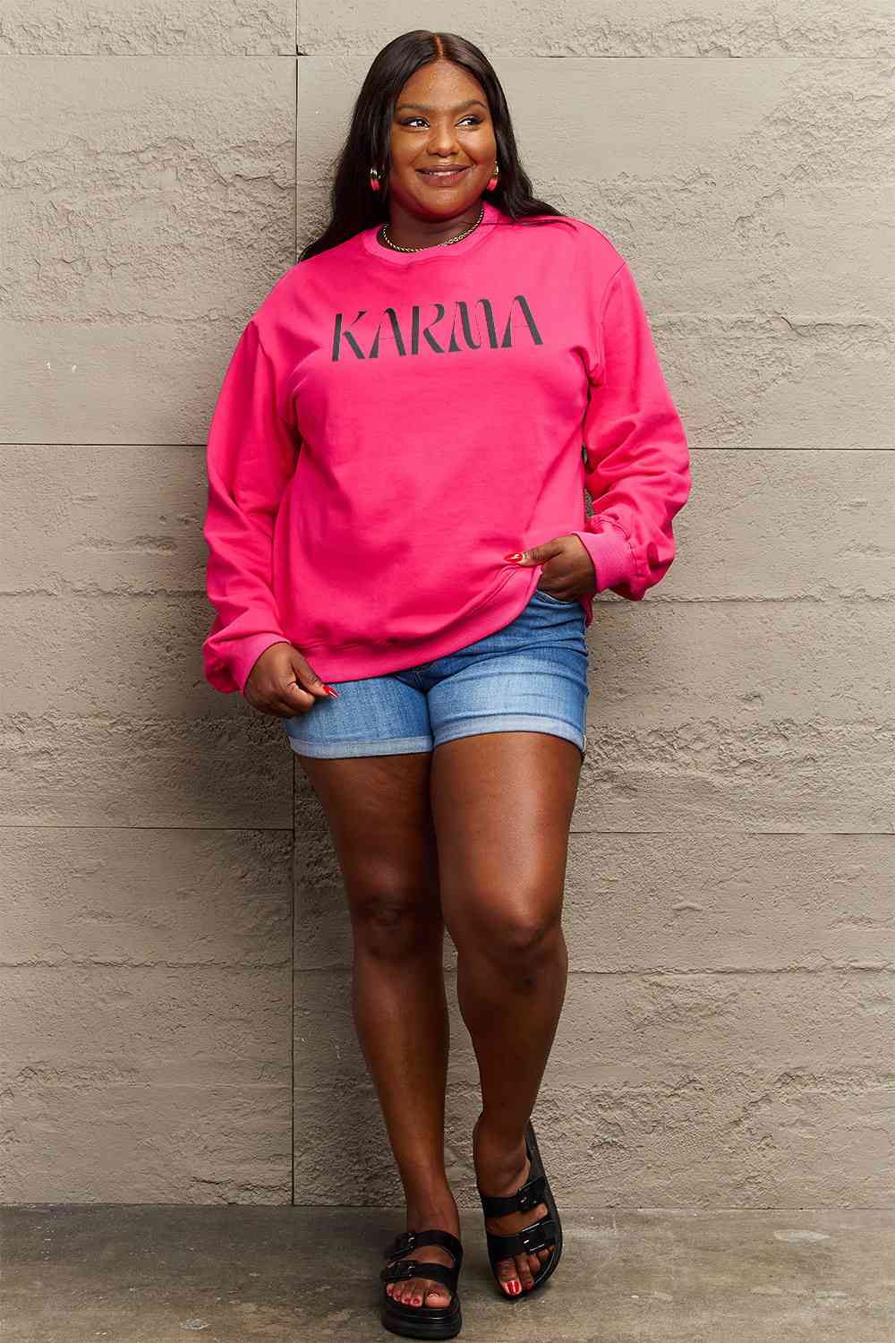 Sweat-shirt graphique KARMA taille réelle Simply Love