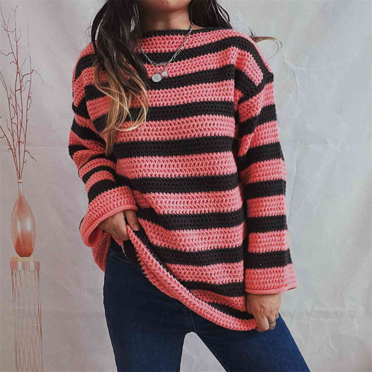 Pull rayé à col rond et manches longues