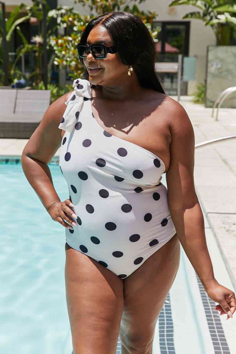 Maillot de bain une pièce asymétrique Marina West Swim Deep End