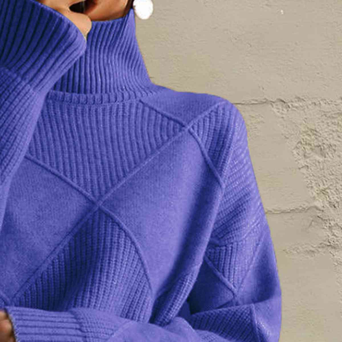 Pull à col roulé géométrique à manches longues