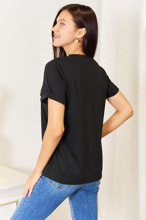 T-shirt à manches courtes et col rond avec slogan « Simply Love »
