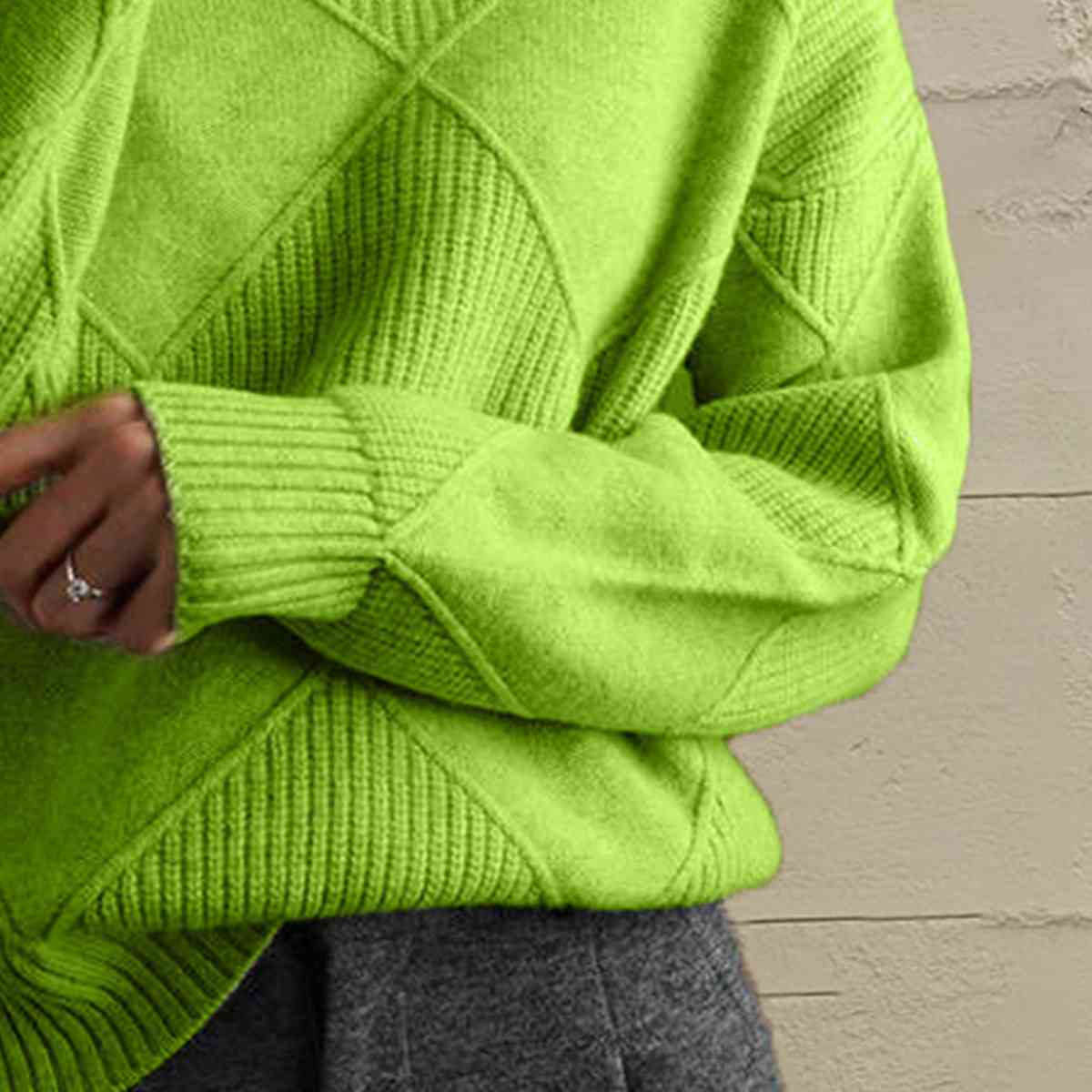 Pull à col roulé géométrique à manches longues